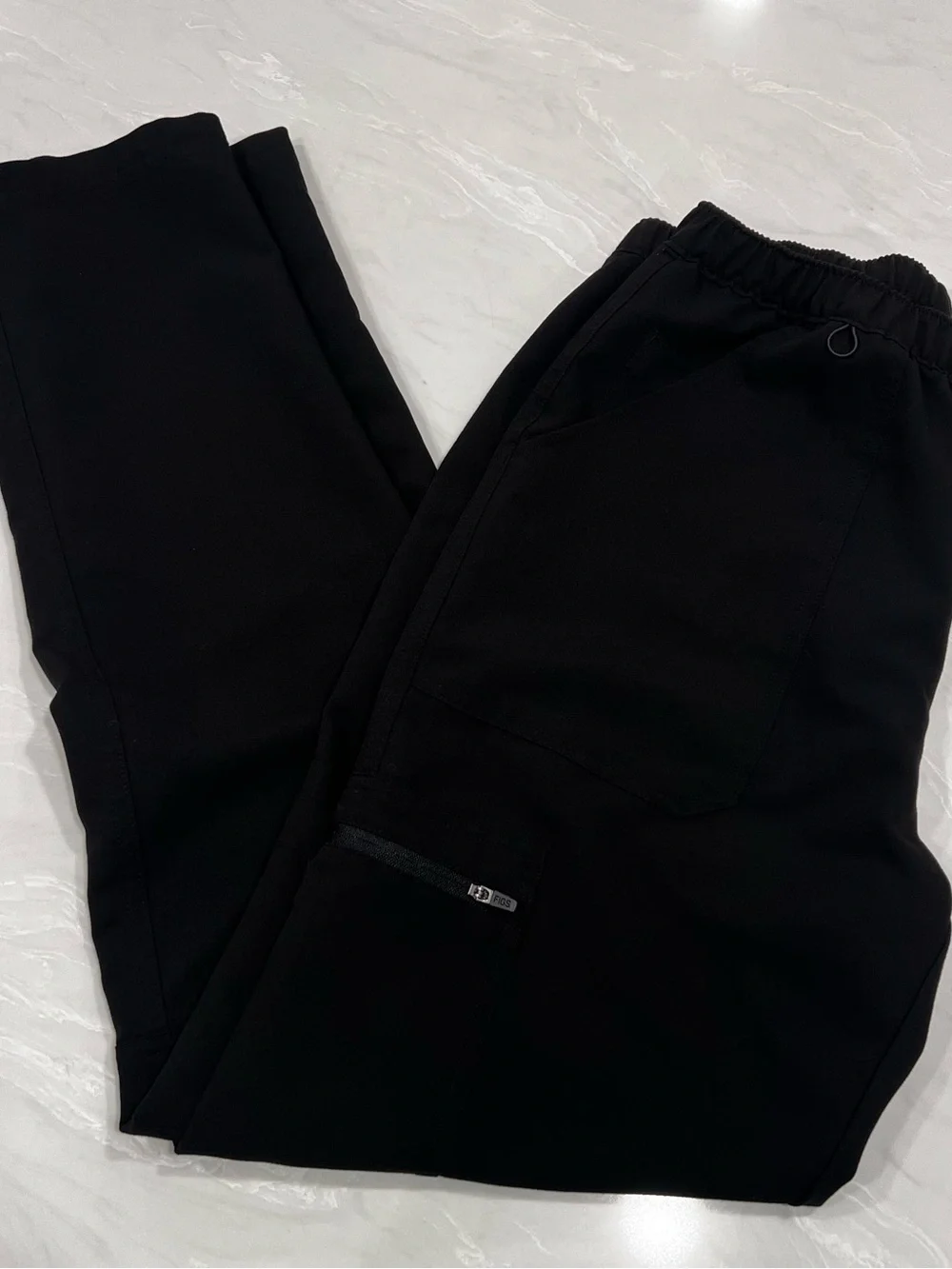 FIGS Cairo Cargo Black Scrub Pants Men’s Size M Zipper Fly Button Nine Pockets